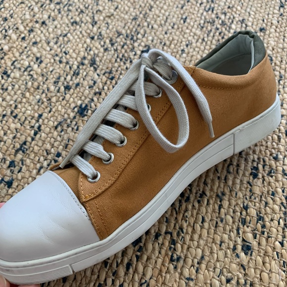 FERRAGAMO sneakers - Picture 2 of 6